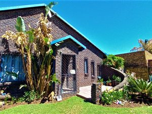 4 Bed House in Minnebron