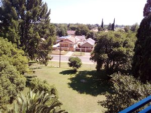 3 Bed Apartment in Arcon Park