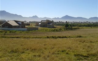 8648 m² Land available in Thembalethu