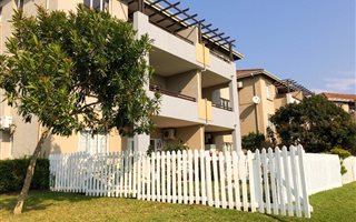 2 Bedroom Flat in Sheffield Manor