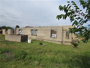 2.5 ha Land available in Nelsonia