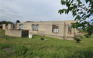 2.5 ha Land available in Nelsonia