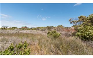 622 m² Land available in Bettys Bay