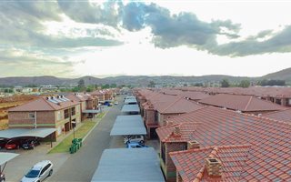 2 Bedroom Apartment in Waterval East