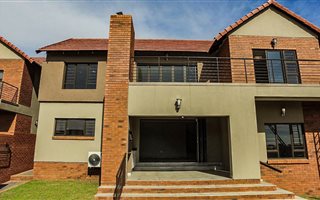 4 Bedroom Townhouse in Wild Olive Estate