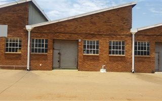 225 m² Industrial space in Brakpan North