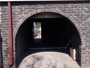 1 Bed Apartment in Vanderbijlpark SE2