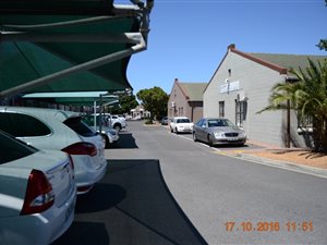 253 m² Commercial space in Maitland