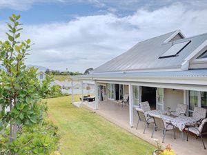 3 Bed House in Kraaibosch
