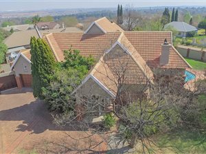 4 Bedroom House in Cornwall Hill