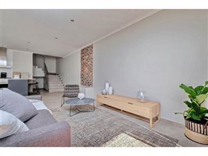 3 Bed Duplex in Bryanston