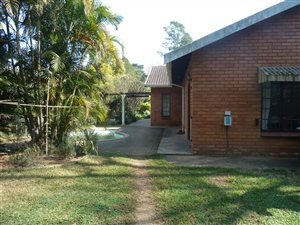 3 Bed Townhouse in Clarendon