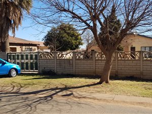 3 Bed House in Palmridge