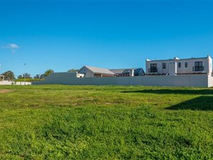 473 m² Land available in Kelderhof Country Village