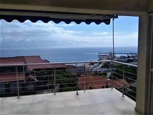 4 Bed Apartment in Mossel Bay