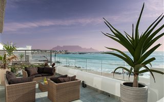 2 Bedroom Cluster in Bloubergstrand