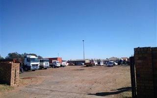 Commercial space in Vosloorus