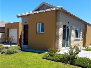 3 Bed House in Hansmoeskraal