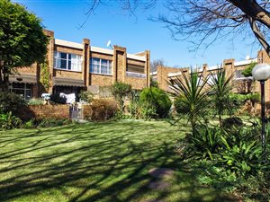 3 Bed Townhouse in Selcourt