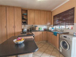 3 Bed Apartment in Dalpark