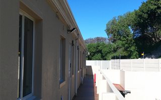 1 Bedroom Apartment in Muizenberg