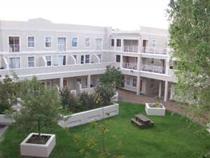 2 Bed Flat in La Colline