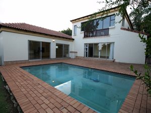 4 Bedroom House in Woodhill