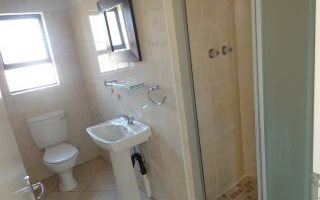 2 Bedroom Townhouse in Lakefield