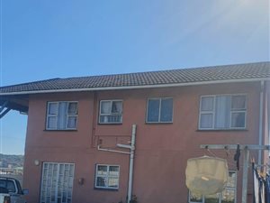 2 Bed House in Austerville