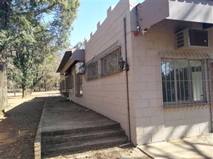 4 Bed House in Valley Settlements AH