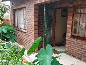 3 Bed House in Grove End