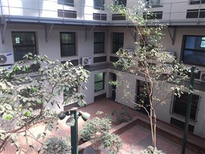 7335 m² Commercial space in Parktown