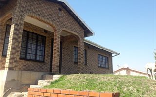 3 Bedroom House in Bonela