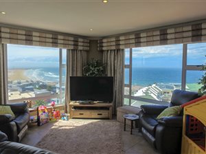 3 Bed Apartment in Summerstrand