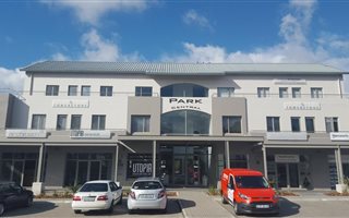 90 m² Commercial space in Durbanville Central