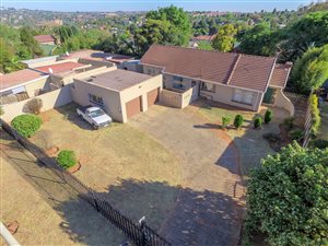 4 Bed House in Breaunanda