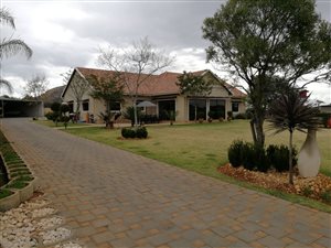 1 ha Farm in Donkerhoek AH