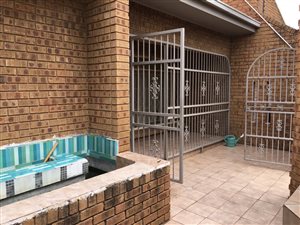 3 Bed House in Eastdene