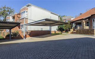 2 Bedroom Apartment in Parkview