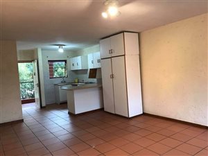 2 Bed Flat in Dowerglen