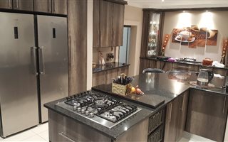5 Bedroom House in Van Riebeeck Heights