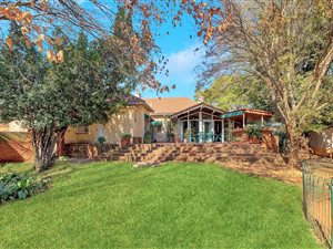 4 Bed House in Houghton Estate