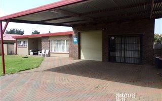 3 Bedroom House in Sonlandpark