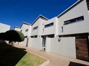 2 Bedroom Duplex in Die Wilgers