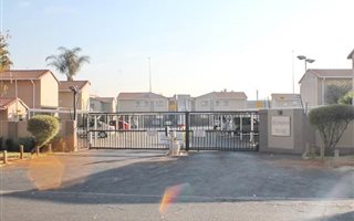 2 Bedroom Townhouse in Witfield