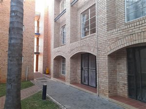 Bachelor apartment in Hatfield