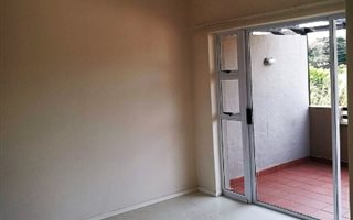 2 Bedroom Apartment in Sheffield Manor