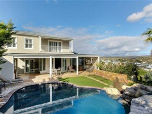 4 Bed House in Belvedere