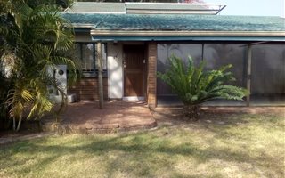 4 Bedroom House in Sinoville
