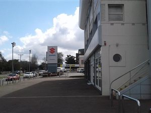 2284 m² Retail Space in Pinetown Central